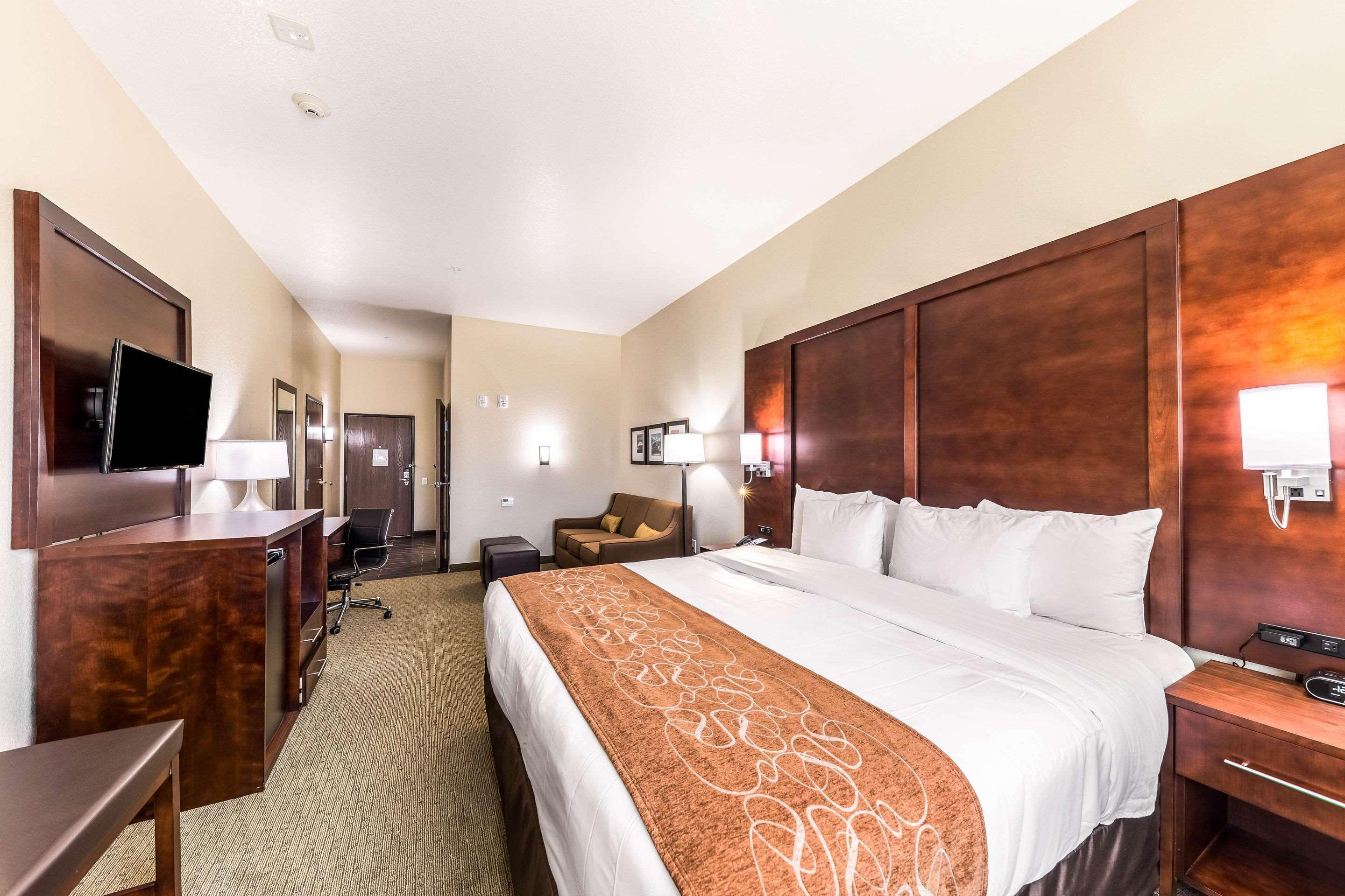 Hotel Comfort - Arlington North Grand Prairie